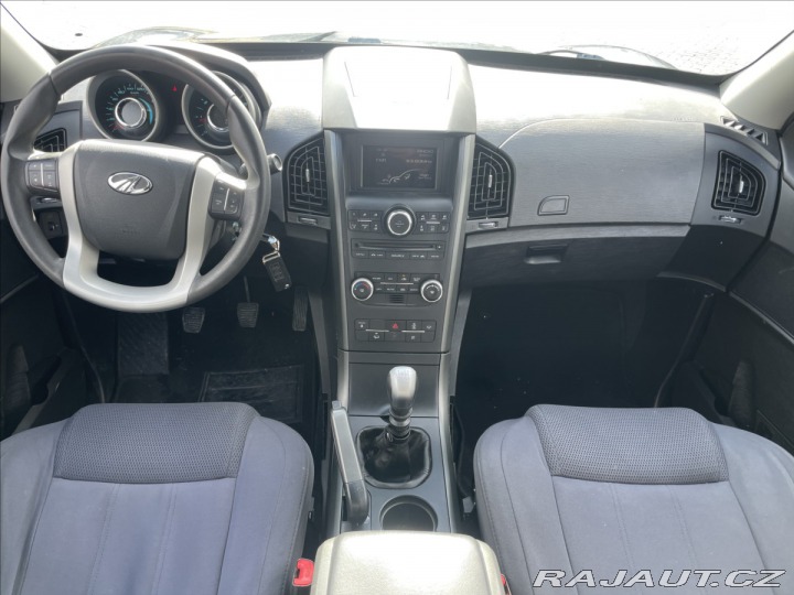 Ostatní značky Ostatní modely Mahindra  XUV500 2,2 D 103kw 7míst FWD Eur 2018