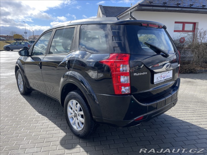 Ostatní značky Ostatní modely Mahindra  XUV500 2,2 D 103kw 7míst FWD Eur 2018