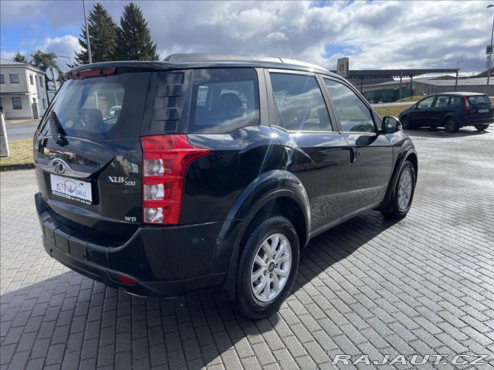 Ostatní značky Ostatní modely Mahindra  XUV500 2,2 D 103kw 7míst FWD Eur 2018