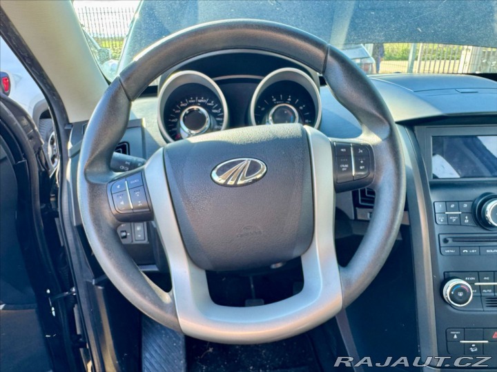 Ostatní značky Ostatní modely Mahindra  XUV500 2,2 XUV 500 AWD 103kw 7mí 2018