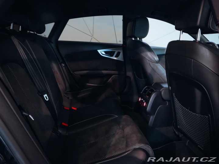 Audi A7 3.0TDI 200kW S-line ACC V 2017