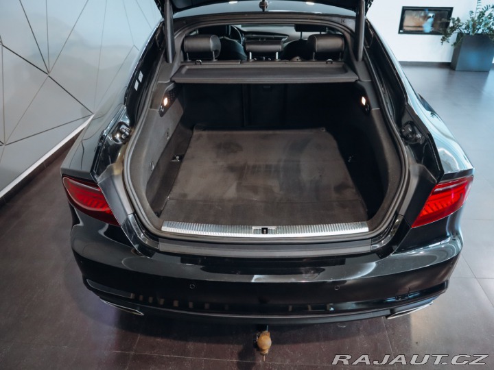 Audi A7 3.0TDI 200kW S-line ACC V 2017