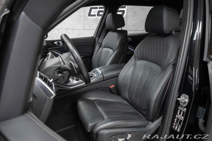 BMW X7 M60i MAX.VÝBAVA*TAŽNÉ*PPF 2023
