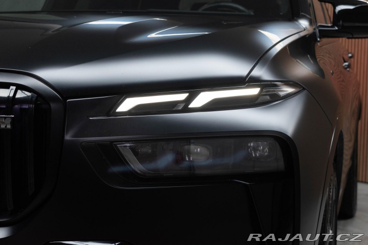 BMW X7 ///M60i xD 7.MÍST*TAŽNÉ*Č 2023