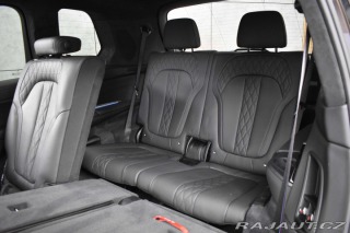 BMW X7 M60i *MAX.VÝBAVA*TAŽNÉ*PP 2023