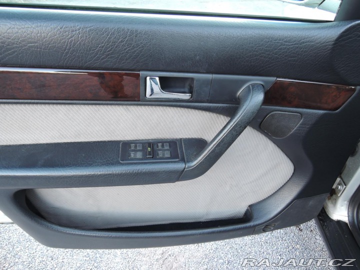 Audi 100 2,6 V6 1.majitel - 146.00 1994