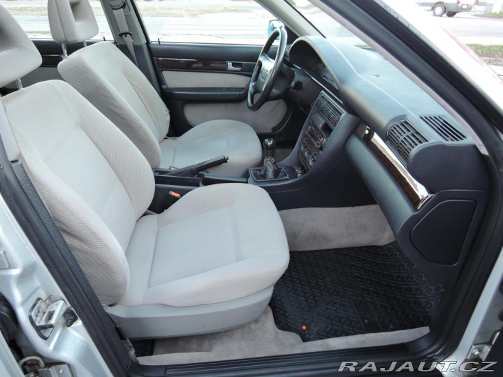 Audi 100 2,6 V6 1.majitel - 146.00 1994
