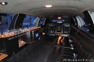 Lincoln Town Car 4,6 Limuzína 9.m Pronájem 1995