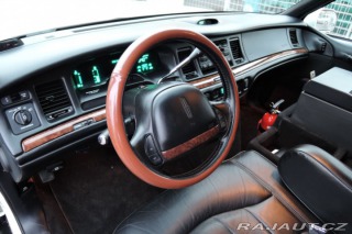 Lincoln Town Car 4,6 Limuzína 9.m Pronájem 1995