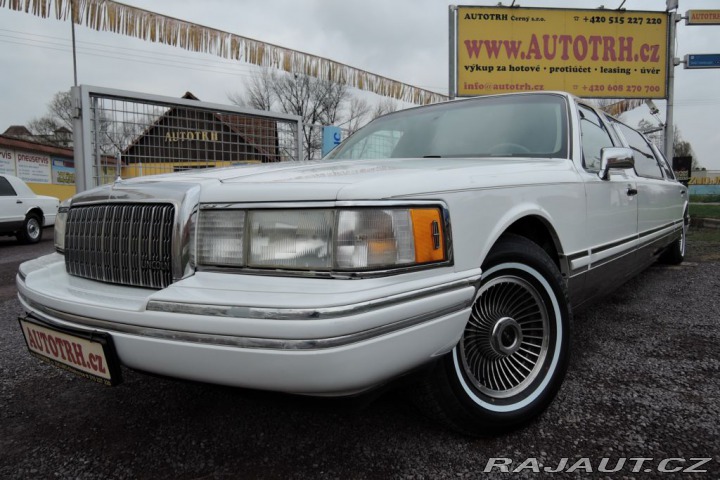 Lincoln Town Car 4,6 Limuzína 7.m Pronájem 1993