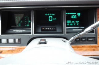 Lincoln Town Car 4,6 Limuzína 7.m Pronájem 1993