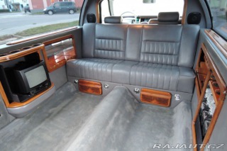 Lincoln Town Car 4,6 Limuzína 7.m Pronájem 1993