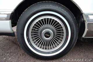 Lincoln Town Car 4,6 Limuzína 7.m Pronájem 1993