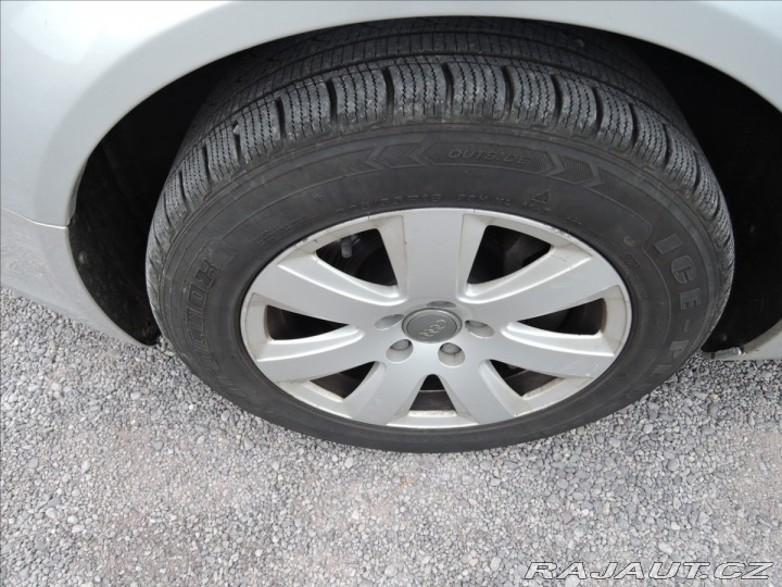 Audi A6 Avant 2,7 TDI Avant NAVI 2007