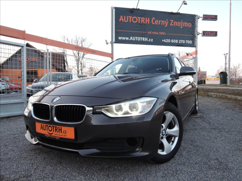 BMW 3 2,0 320d LUXURY LINE NAVI