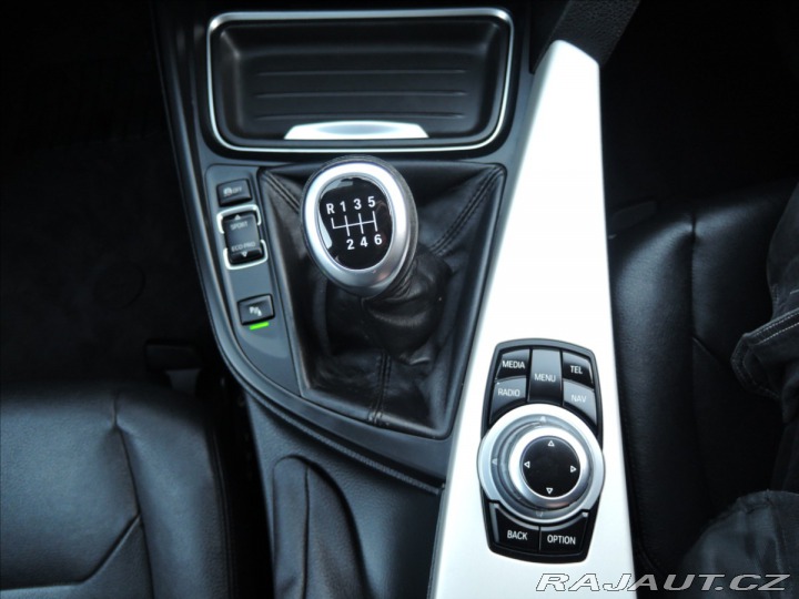 BMW 3 2,0 320d LUXURY LINE NAVI 2015