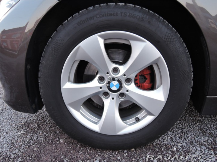 BMW 3 2,0 320d LUXURY LINE NAVI 2015