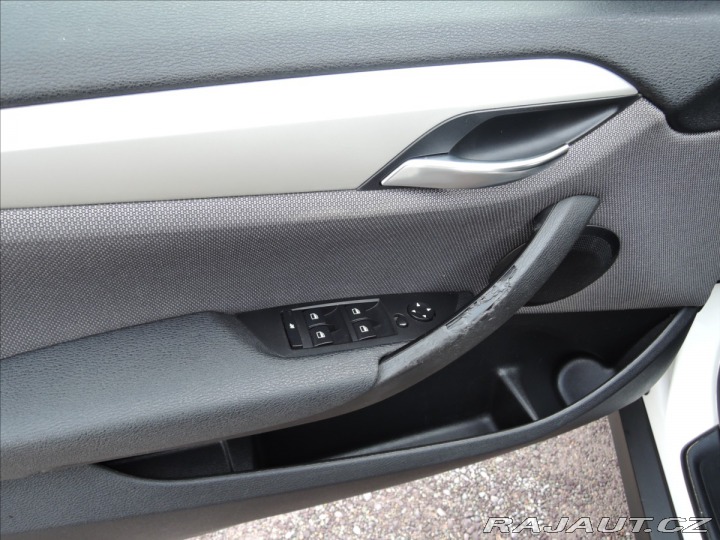 BMW X1 2,0 118d Xdrive DPH Servi 2012