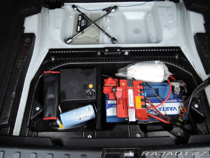 BMW X1 2,0 118d Xdrive DPH Servi 2012