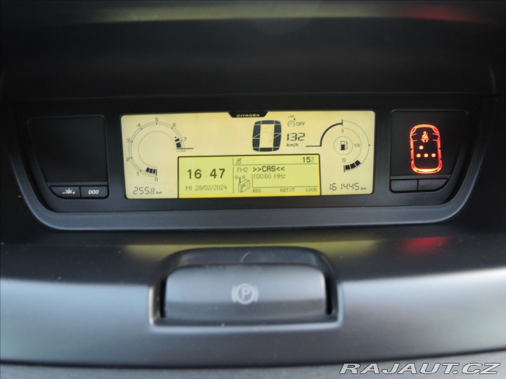 Citroën C4 Picasso 1,6 VTi 16V Servis Tažné 2012