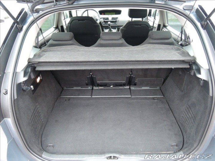 Citroën C4 Picasso 1,6 VTi 16V Servis Tažné 2013
