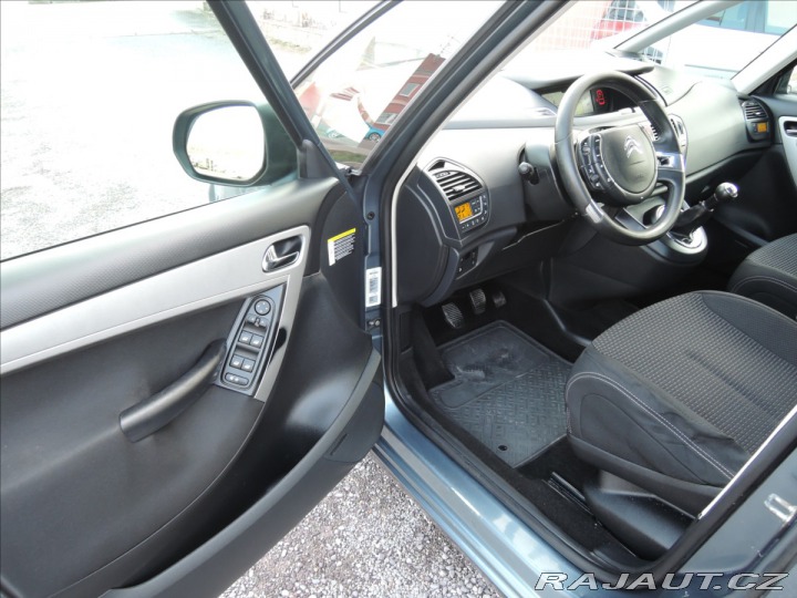 Citroën C4 Picasso 1,6 VTi 16V Servis Tažné 2012