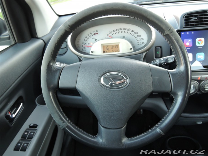 Daihatsu Sirion 1,3 VVTi 16V TwinCam 4WD 2010