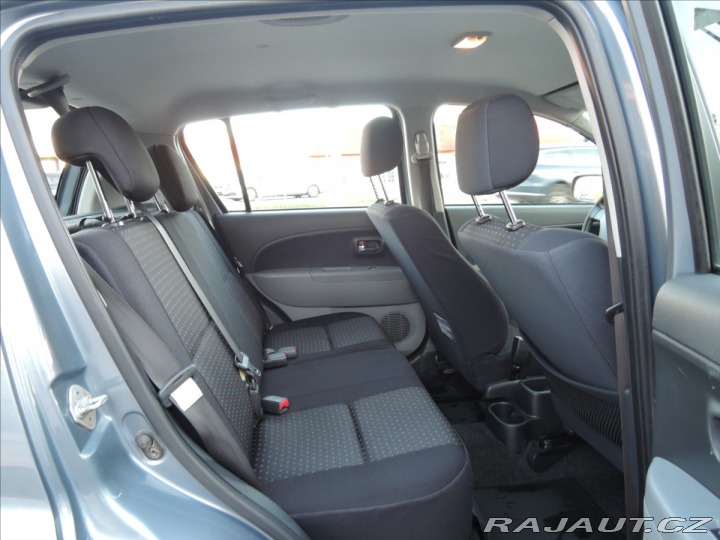 Daihatsu Sirion 1,3 VVTi 16V TwinCam 4WD 2010