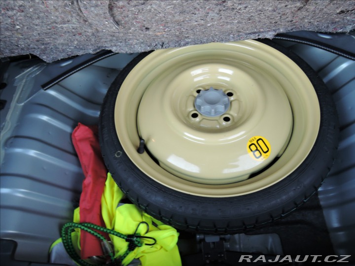 Daihatsu Sirion 1,3 VVTi 16V TwinCam 4WD 2010