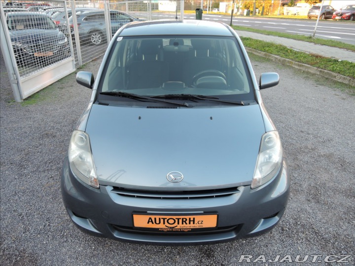 Daihatsu Sirion 1,3 VVTi 16V TwinCam 4WD 2010