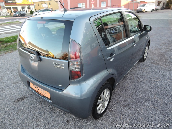 Daihatsu Sirion 1,3 VVTi 16V TwinCam 4WD 2010