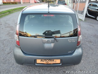 Daihatsu Sirion 1,3 VVTi 16V TwinCam 4WD 2010