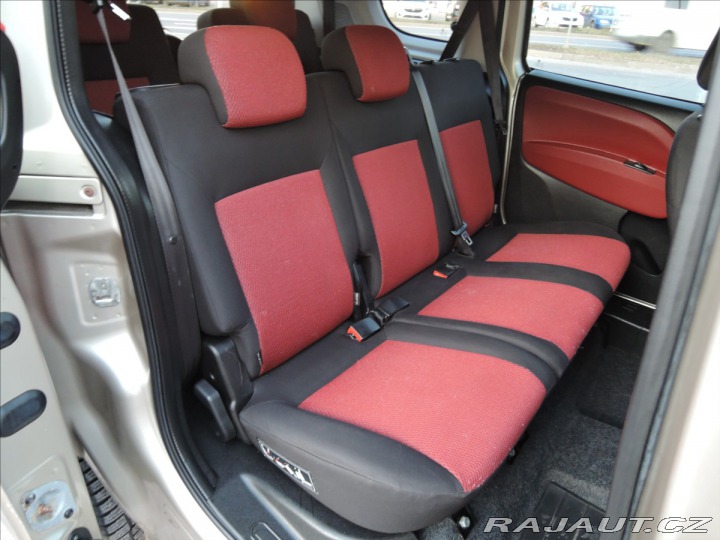 Fiat Dobló 1,4 i 7.míst 2010