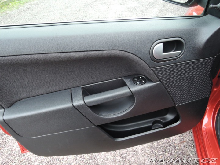 Ford Fiesta 1,3 i ČR 1.maj. Servis 2006