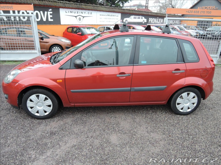 Ford Fiesta 1,3 i ČR 1.maj. Servis 2006