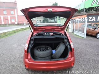 Ford Fiesta 1,3 i ČR 1.maj. Servis 2006