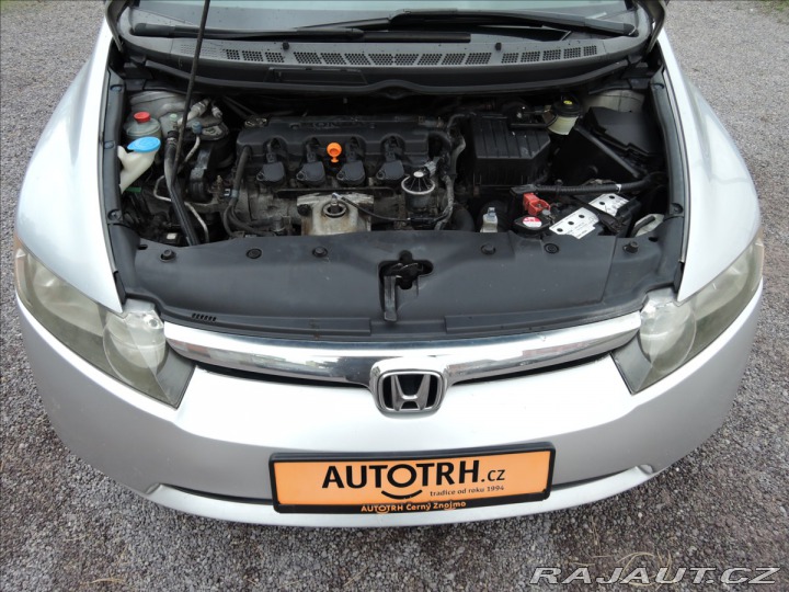 Honda Civic 1,8 i-VTEC Aut. Šíbr 2006