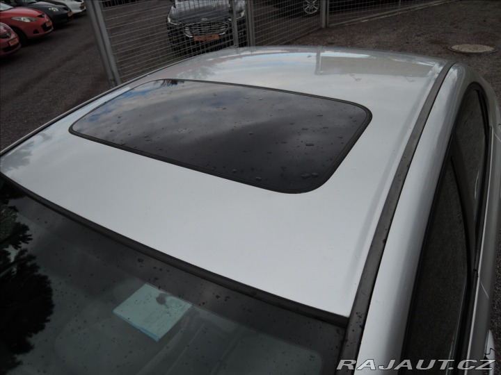 Honda Civic 1,8 i-VTEC Aut. Šíbr 2006