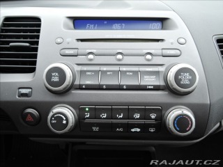 Honda Civic 1,8 i-VTEC Aut. Šíbr 2006