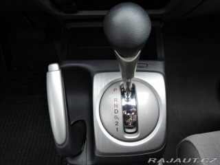 Honda Civic 1,8 i-VTEC Aut. Šíbr 2006
