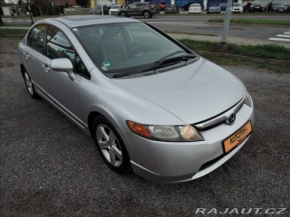 Honda Civic 1,8 i-VTEC Aut. Šíbr 2006