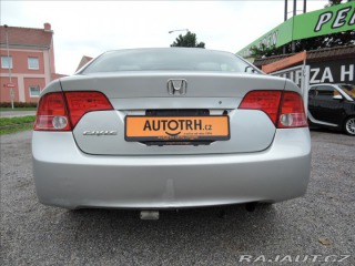 Honda Civic 1,8 i-VTEC Aut. Šíbr 2006