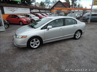Honda Civic 1,8 i-VTEC Aut. Šíbr 2006