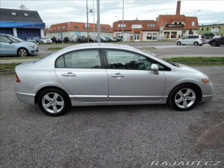 Honda Civic 1,8 i-VTEC Aut. Šíbr 2006