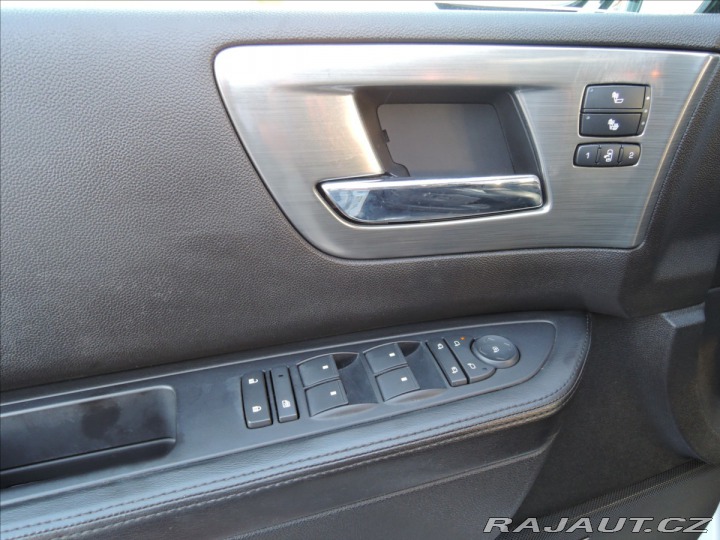 Hummer H2 6,2 V8 Aut.ČR 1.maj.Servi 2008