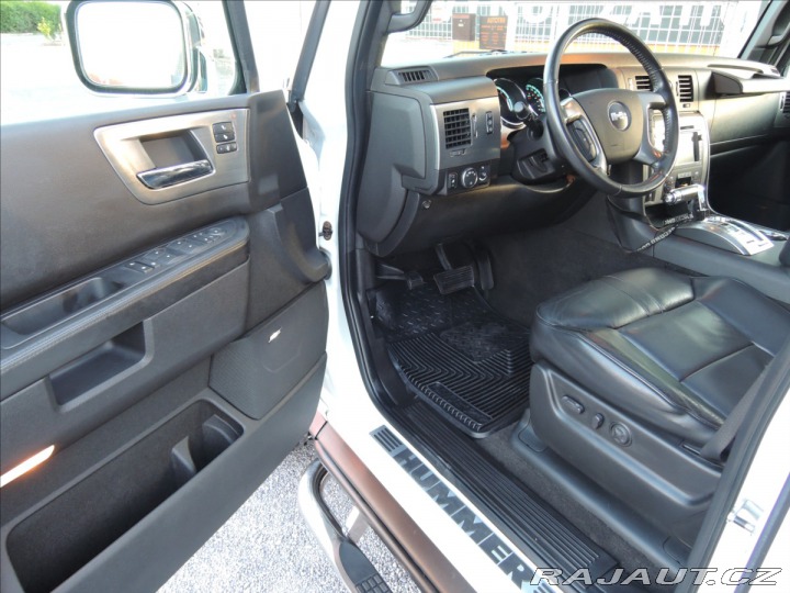 Hummer H2 6,2 V8 Aut.ČR 1.maj.Servi 2008
