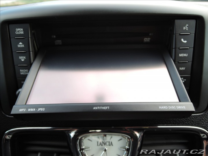 Lancia Ostatní modely Voyager 2,8 CRD Aut. StownGo NAVI 2013