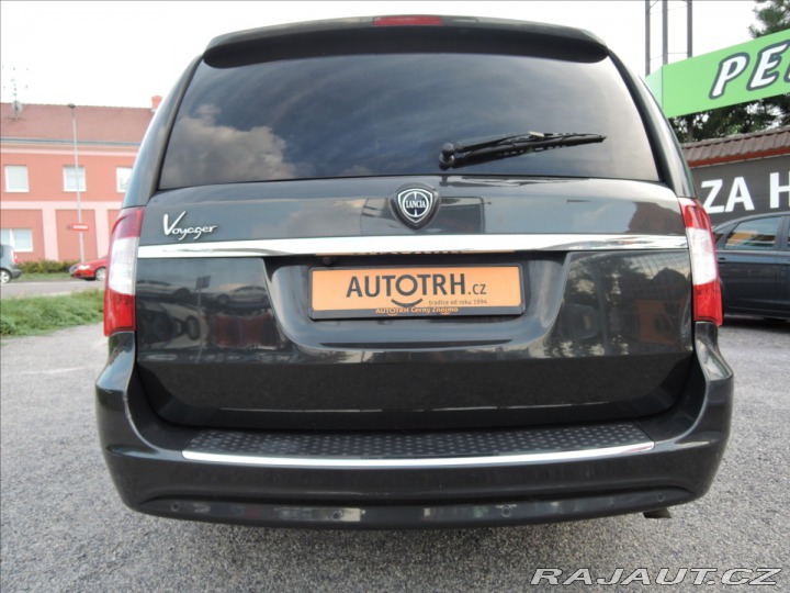 Lancia Ostatní modely Voyager 2,8 CRD Aut. StownGo NAVI 2013