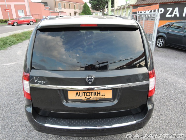 Lancia Ostatní modely Voyager 2,8 CRD Aut. StownGo NAVI 2013
