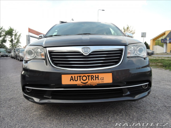 Lancia Ostatní modely Voyager 2,8 CRD Aut. StownGo NAVI 2013